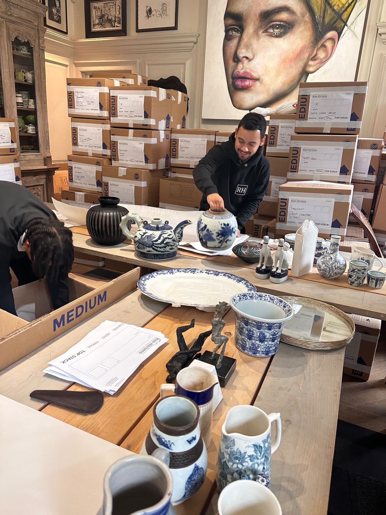RH team packing china and ceramics